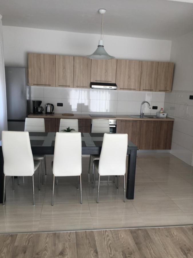 Apartman Noemi Rabac Eksteriør bilde